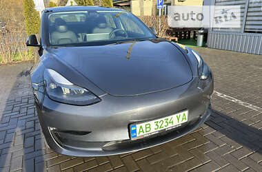 Седан Tesla Model 3 2022 в Вінниці
