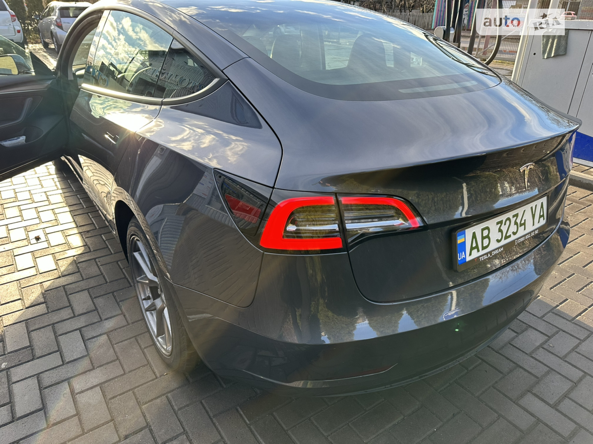 2022 Tesla Model 3 - мініатюра 11