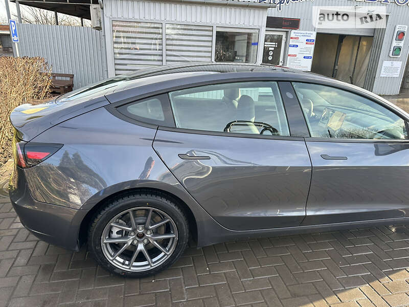 Седан Tesla Model 3 2022 в Вінниці