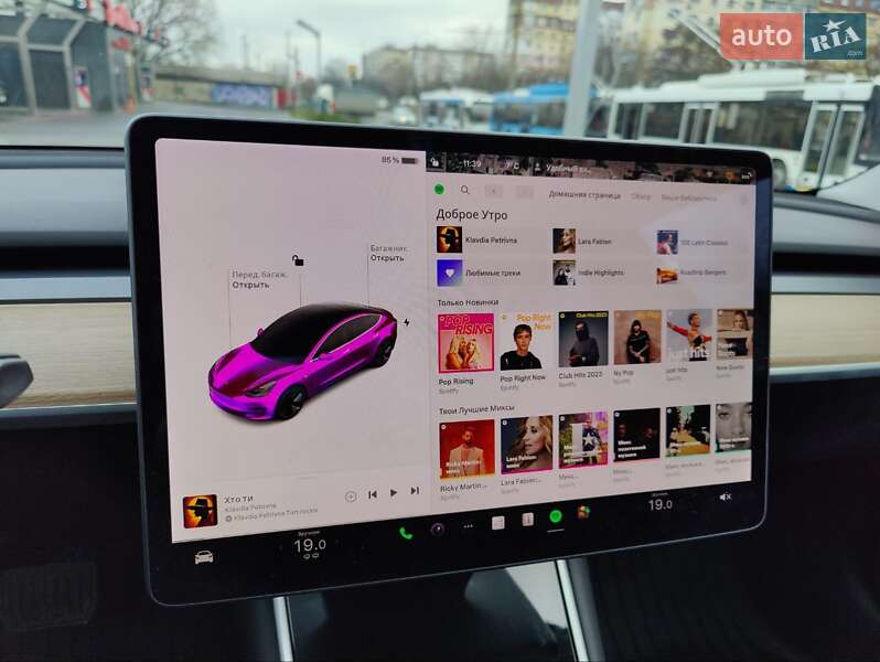 Седан Tesla Model 3 2019 в Днепре