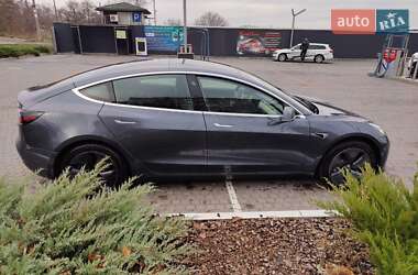 Седан Tesla Model 3 2019 в Днепре