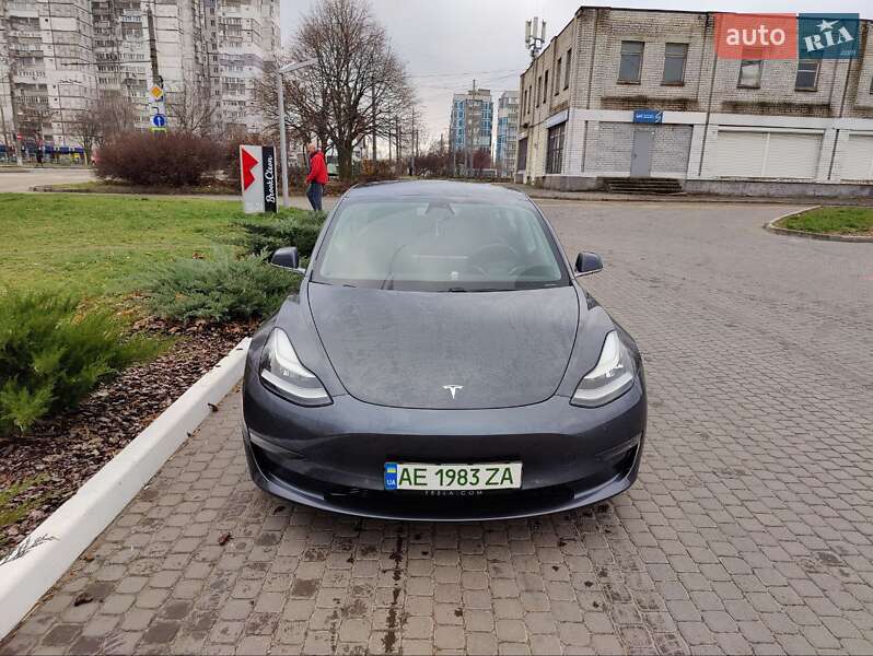 Седан Tesla Model 3 2019 в Днепре
