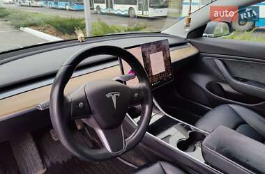 Седан Tesla Model 3 2019 в Днепре