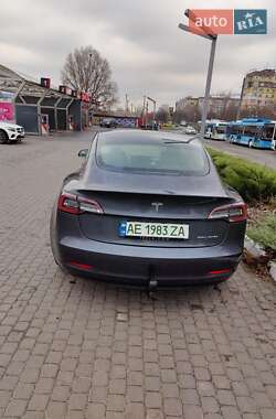 Седан Tesla Model 3 2019 в Днепре