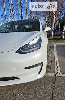 Седан Tesla Model 3 2019 в Кривому Розі