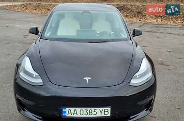 Седан Tesla Model 3 2022 в Житомире