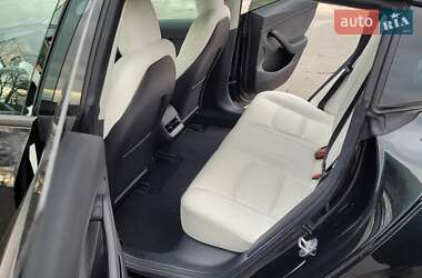Седан Tesla Model 3 2022 в Житомире