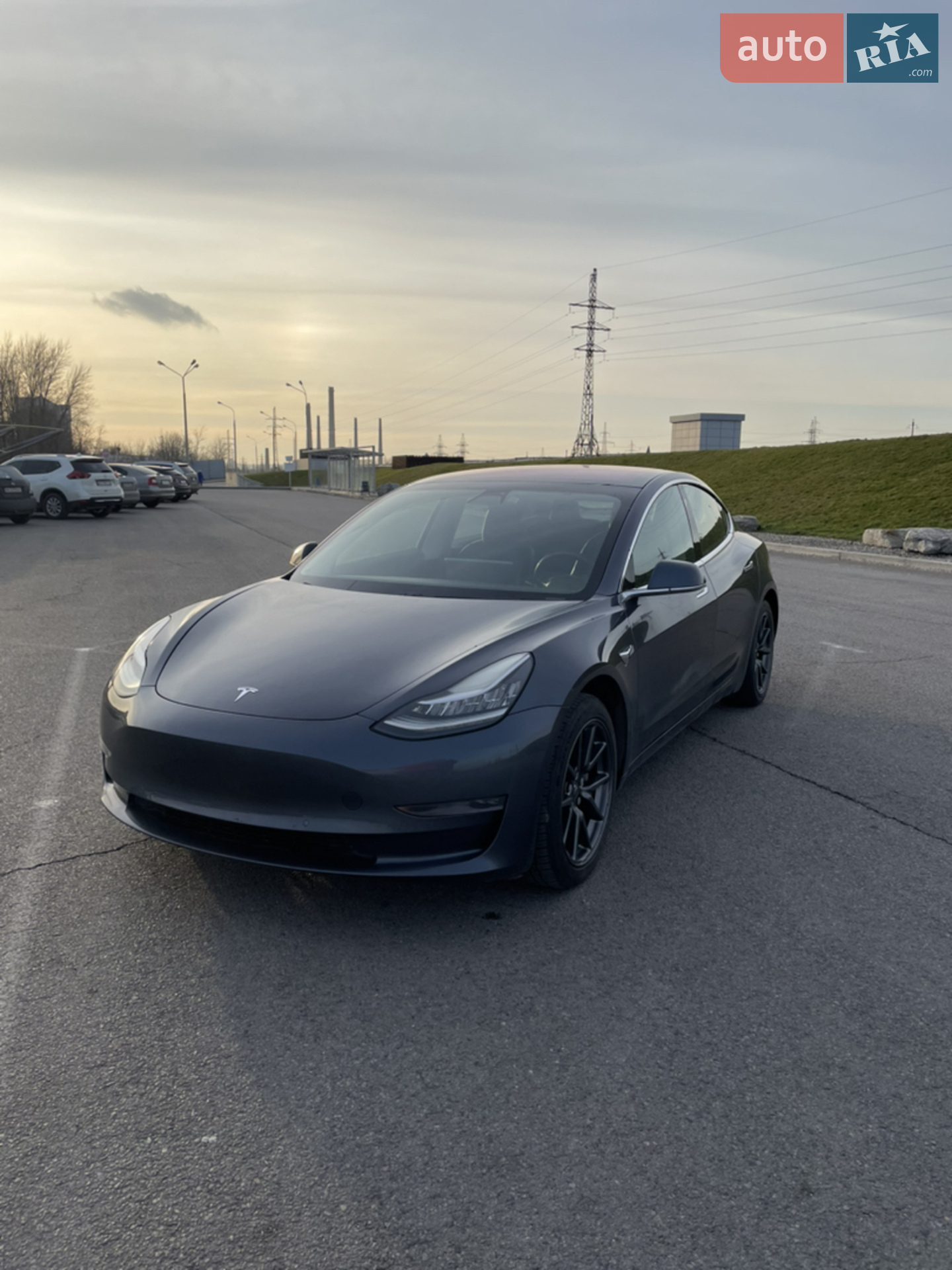 2017 Tesla Model 3 - фото 1