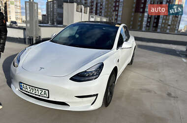 Седан Tesla Model 3 2019 в Києві
