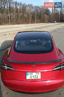 Седан Tesla Model 3 2018 в Днепре