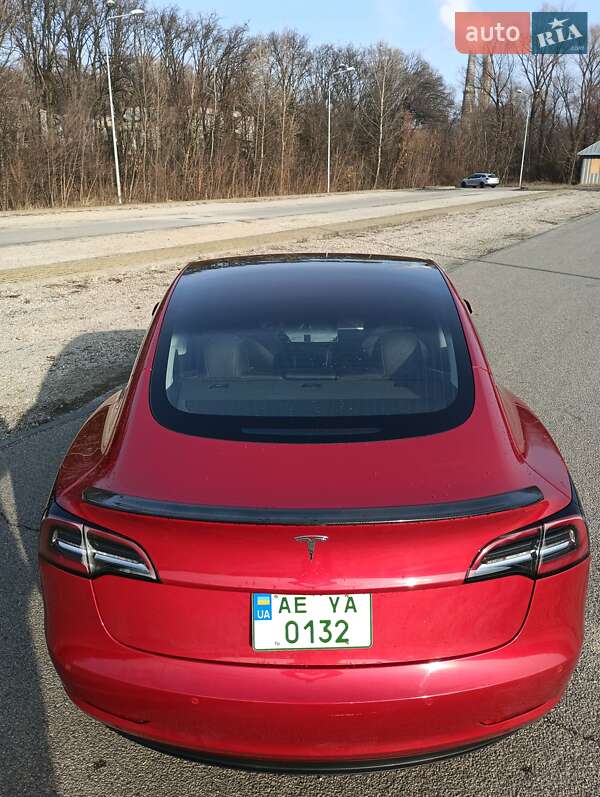 Седан Tesla Model 3 2018 в Днепре