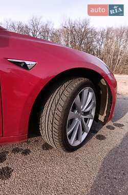 Седан Tesla Model 3 2018 в Днепре