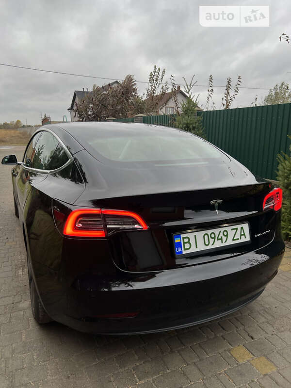 Седан Tesla Model 3 2019 в Кременчуге