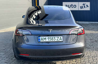 Седан Tesla Model 3 2019 в Виннице