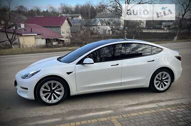 Седан Tesla Model 3 2022 в Борщеві