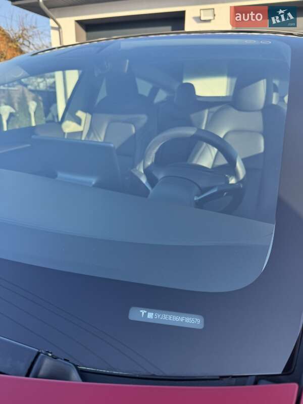 Седан Tesla Model 3 2022 в Рівному
