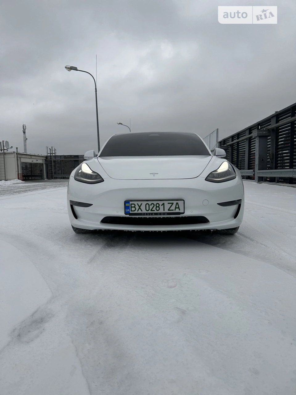 2020 Tesla Model 3 - мініатюра 32