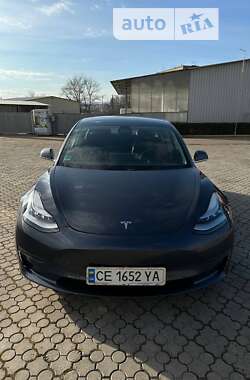 Седан Tesla Model 3 2019 в Черновцах