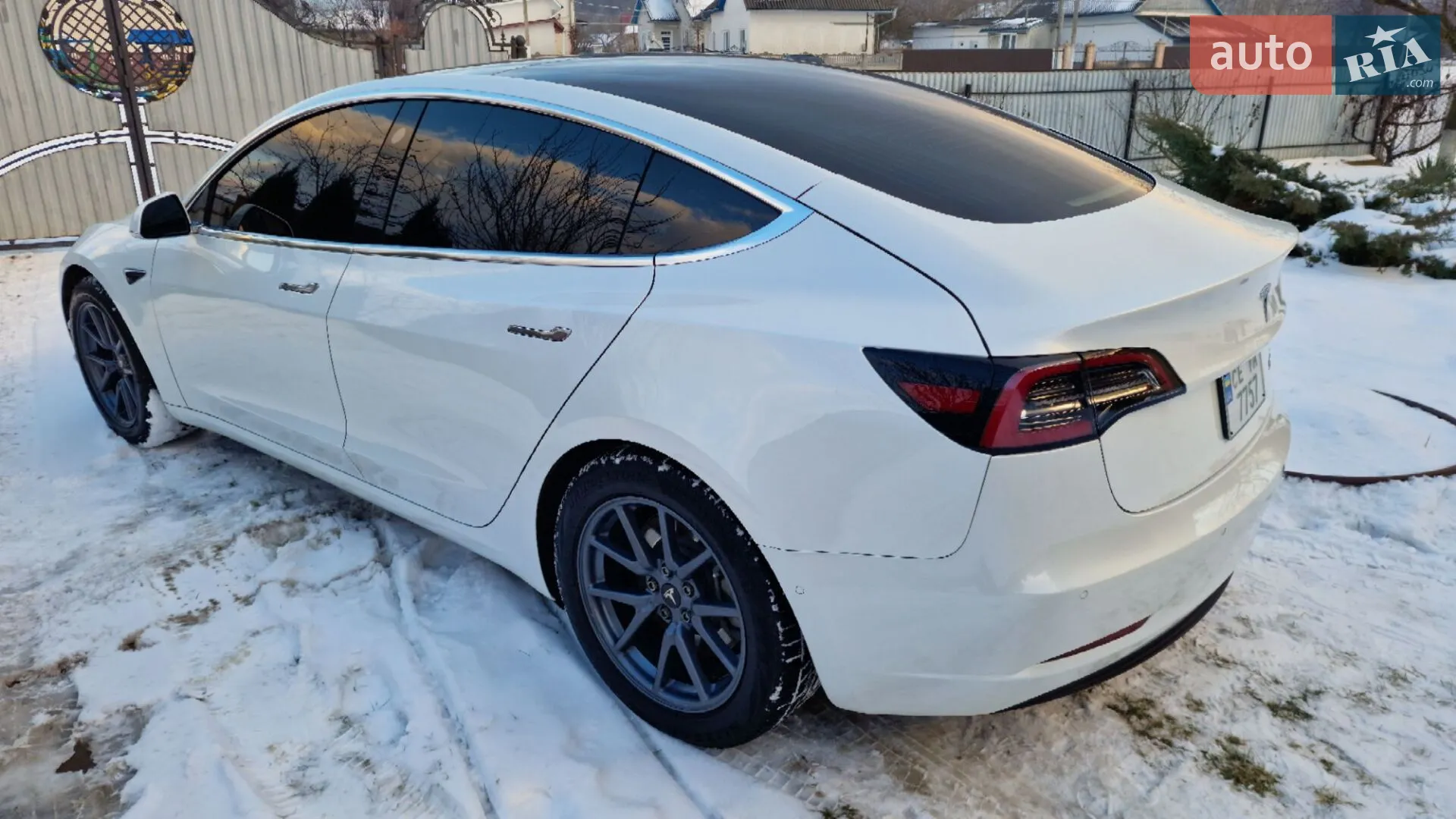 2019 Tesla Model 3 - мініатюра 3
