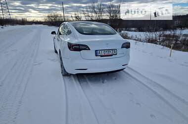 Седан Tesla Model 3 2019 в Буче