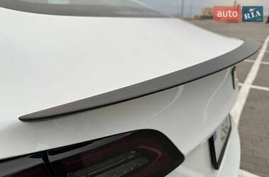 Седан Tesla Model 3 2023 в Одесі