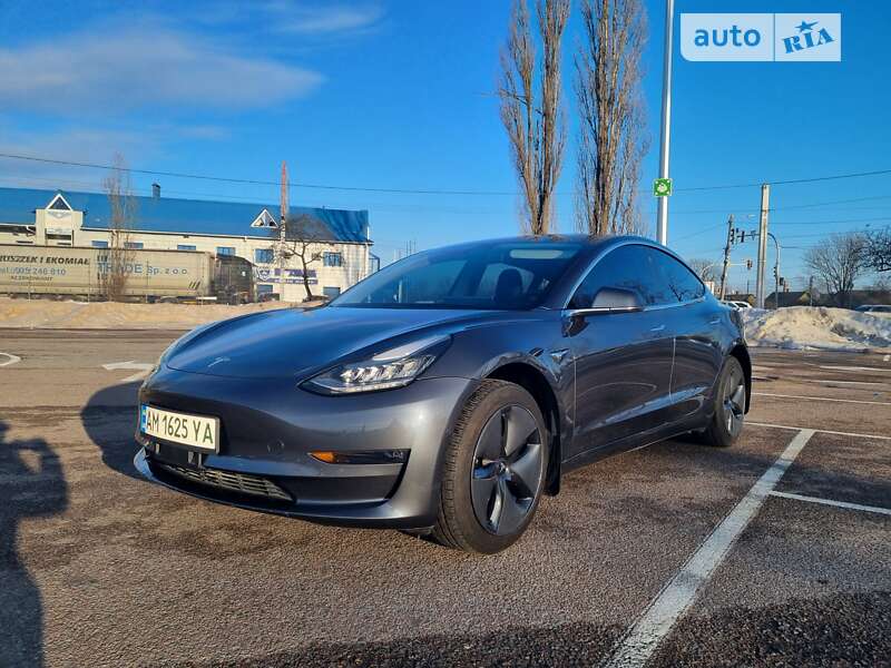 Tesla model 3 on sale auto ria