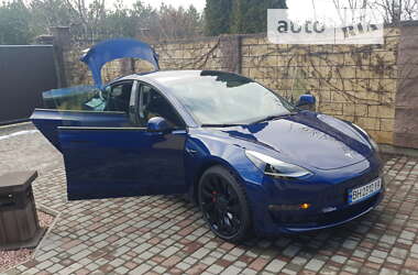 Седан Tesla Model 3 2023 в Киеве