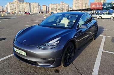 tesla model-3 2020 в Київ від про продавця Тарас Олексійович Коваленко tesla model-3 2020 в Київ від професійного продавця Тарас Олексійович Коваленко