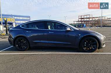 Седан Tesla Model 3 2020 в Киеве