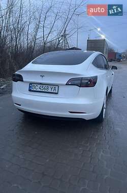 Седан Tesla Model 3 2020 в Львове