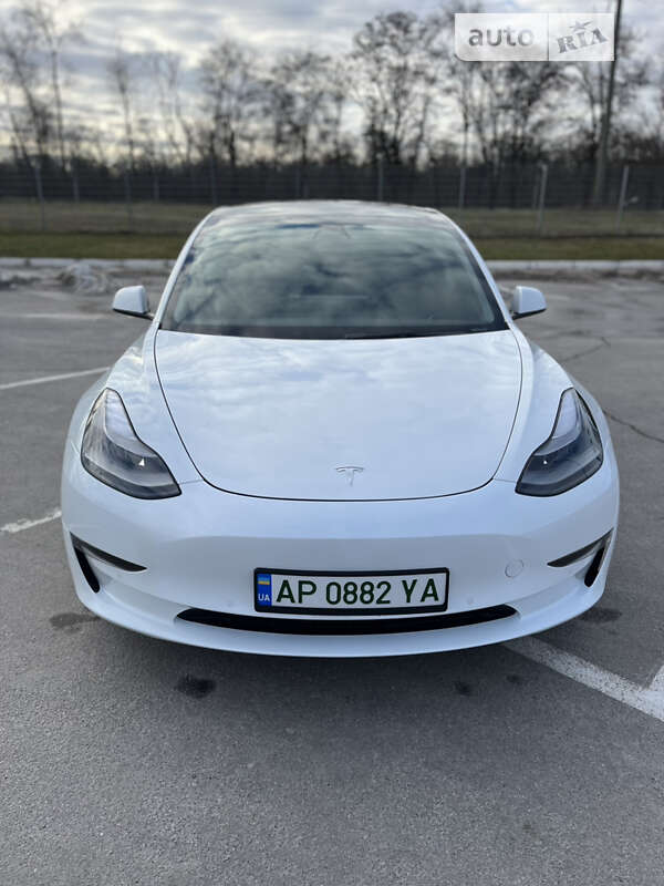 Седан Tesla Model 3 2021 в Запорожье