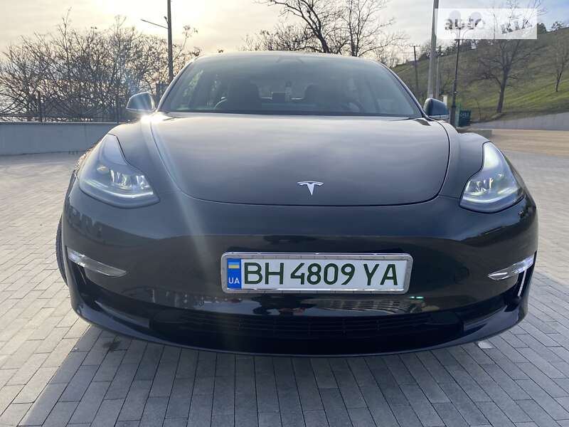 Седан Tesla Model 3 2019 в Одесі фото 3 Седан Tesla Model 3 2019 в Одесі