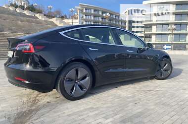Седан Tesla Model 3 2019 в Одессе