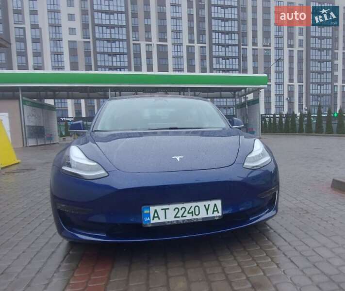 Tesla Model 3 2019