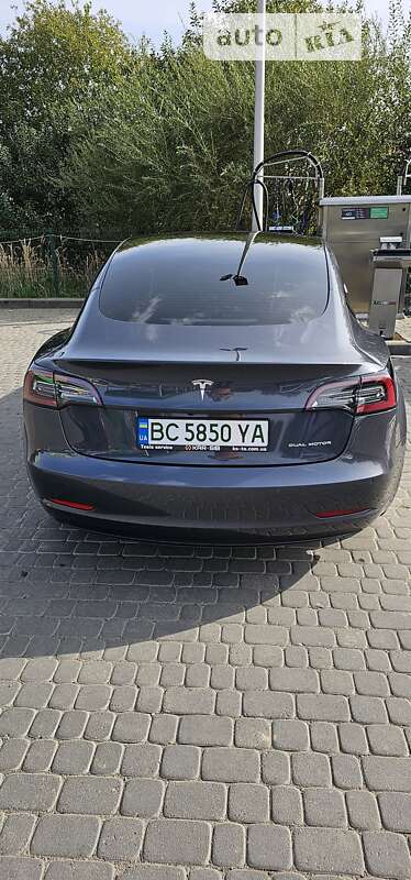 Седан Tesla Model 3 2022 в Дрогобыче фото 5 Седан Tesla Model 3 2022 в Дрогобыче