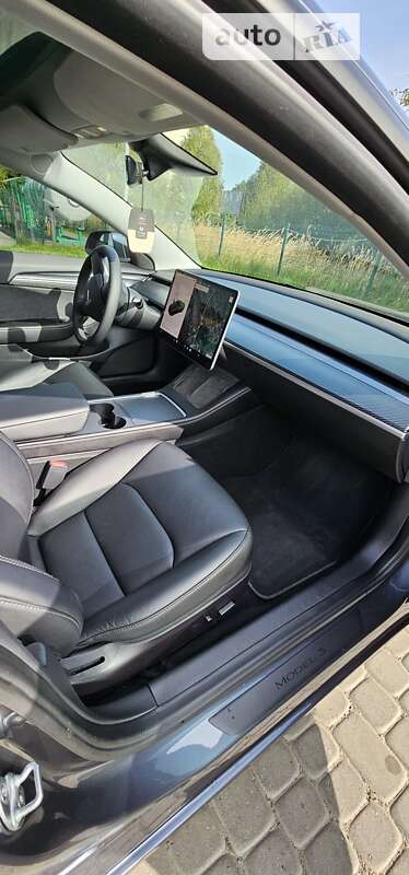 Седан Tesla Model 3 2022 в Дрогобыче фото 8 Седан Tesla Model 3 2022 в Дрогобыче
