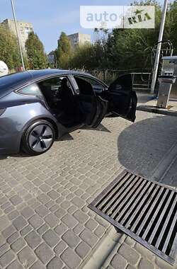 Седан Tesla Model 3 2022 в Дрогобыче фото 10 Седан Tesla Model 3 2022 в Дрогобыче