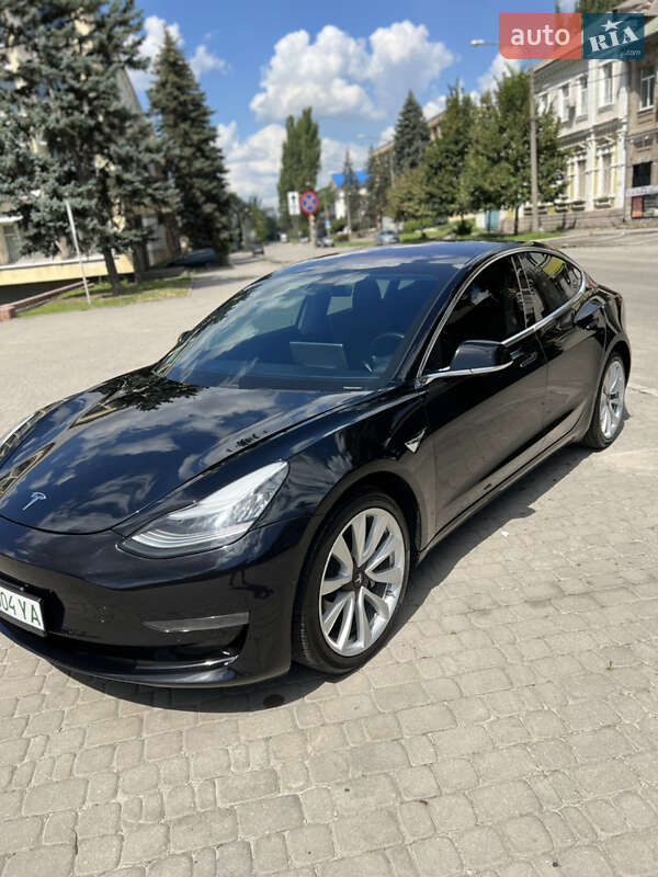 Tesla Model 3 2018