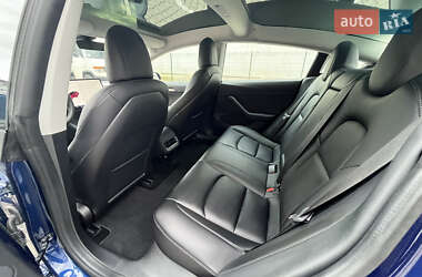 Седан Tesla Model 3 2021 в Ивано-Франковске
