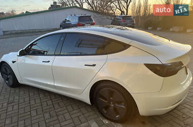 Седан Tesla Model 3 2021 в Луцке