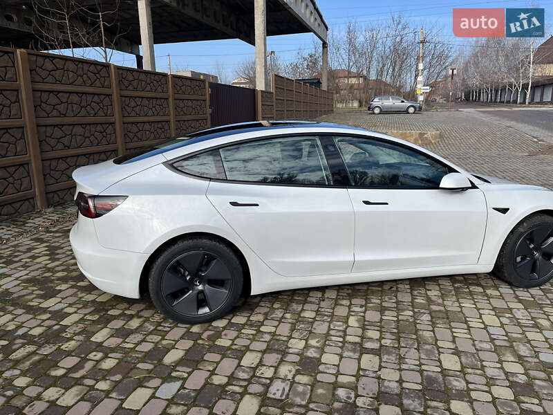Седан Tesla Model 3 2022 в Запорожье
