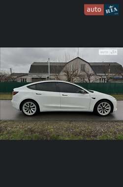 Седан Tesla Model 3 2022 в Полтаве