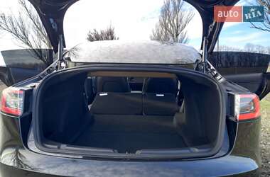 Седан Tesla Model 3 2018 в Днепре