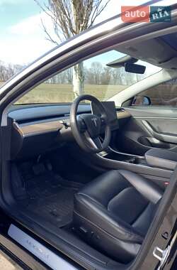 Седан Tesla Model 3 2018 в Днепре