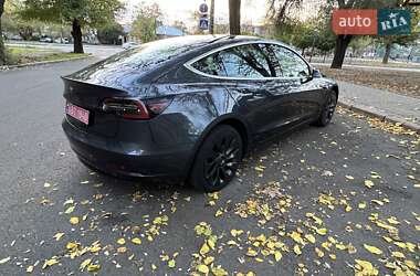 Седан Tesla Model 3 2019 в Николаеве