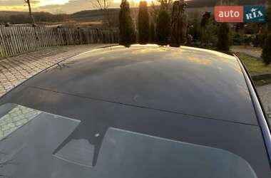 Седан Tesla Model 3 2023 в Чернівцях