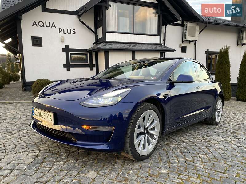 Tesla Model 3 2023