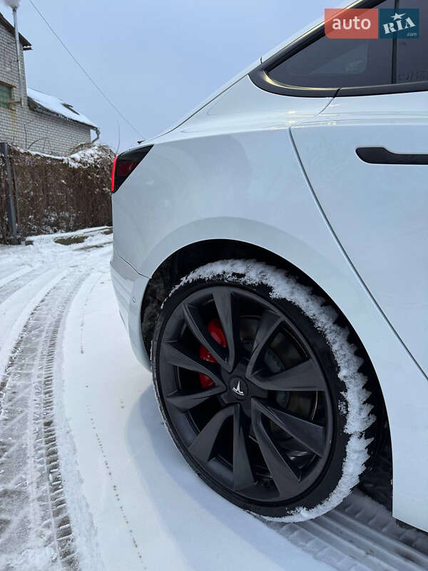 Седан Tesla Model 3 2020 в Києві фото 9 Седан Tesla Model 3 2020 в Києві