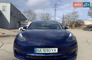 Седан Tesla Model 3 2022 в Кропивницькому