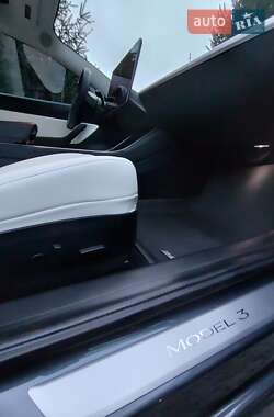 Седан Tesla Model 3 2019 в Запорожье